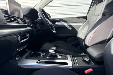 PF18TXT Audi Q5 2.0 TDI Sport S Tronic quattro Euro 6 (s/s) 5dr Thumbnail #34