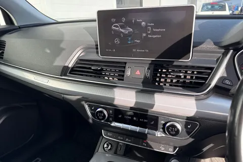 PF18TXT Audi Q5 2.0 TDI Sport S Tronic quattro Euro 6 (s/s) 5dr Thumbnail #37