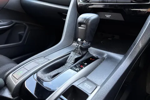 22 of 51 for HONDA CIVIC 1.0 VTEC Turbo 126 SR 5dr CVT