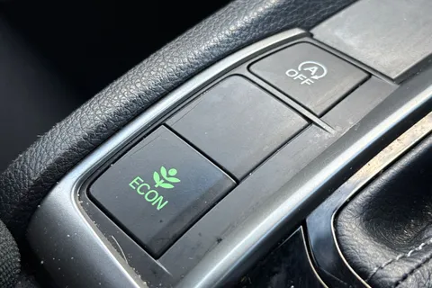 37 of 51 for HONDA CIVIC 1.0 VTEC Turbo 126 SR 5dr CVT