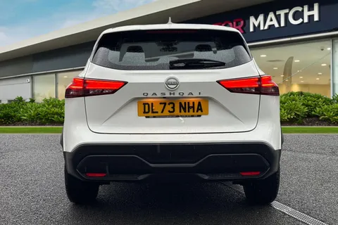DL73NHA Nissan Qashqai 1.3 DIG-T MHEV Acenta Premium XTRON Euro 6 (s/s) 5dr Thumbnail #5