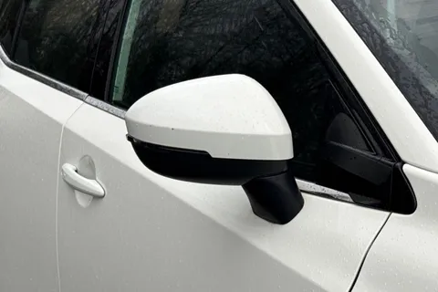 DL73NHA Nissan Qashqai 1.3 DIG-T MHEV Acenta Premium XTRON Euro 6 (s/s) 5dr Thumbnail #28