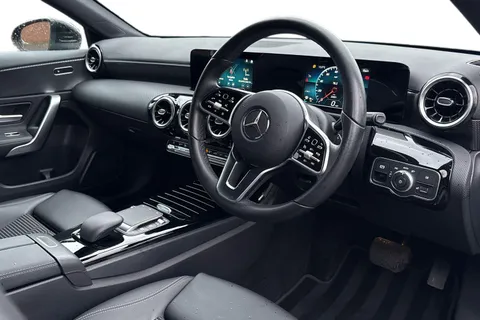 BW21KNG Mercedes-Benz A Class 1.3 A180 Sport 7G-DCT Euro 6 (s/s) 4dr Thumbnail #15