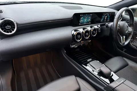 BW21KNG Mercedes-Benz A Class 1.3 A180 Sport 7G-DCT Euro 6 (s/s) 4dr Thumbnail #16