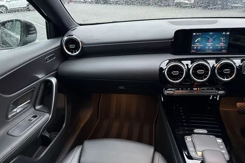 BW21KNG Mercedes-Benz A Class 1.3 A180 Sport 7G-DCT Euro 6 (s/s) 4dr Thumbnail #21