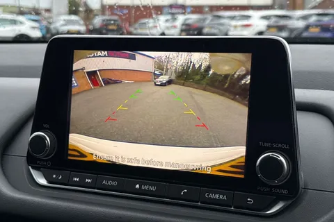 DL73NHA Nissan Qashqai 1.3 DIG-T MHEV Acenta Premium XTRON Euro 6 (s/s) 5dr Thumbnail #47