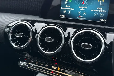 BW21KNG Mercedes-Benz A Class 1.3 A180 Sport 7G-DCT Euro 6 (s/s) 4dr Thumbnail #43