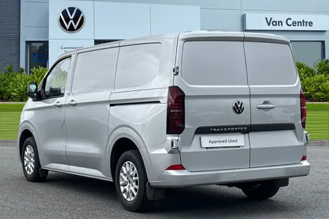 DG75BXO Volkswagen Transporter 2.0 TDI 110 Commerce Pro Van Thumbnail #3