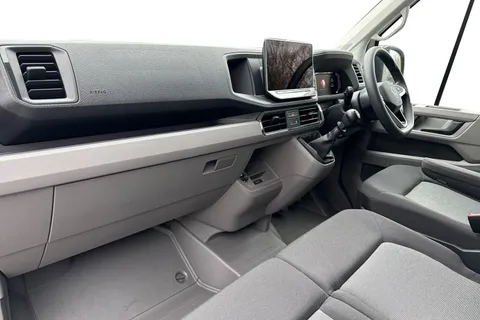 PN75NBL Volkswagen Crafter 2.0 TDI 140PS Commerce Business Pack High Roof Van Thumbnail #15