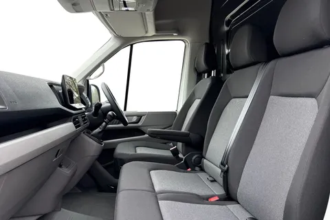 PN75NBL Volkswagen Crafter 2.0 TDI 140PS Commerce Business Pack High Roof Van Thumbnail #16