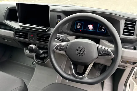 PN75NBL Volkswagen Crafter 2.0 TDI 140PS Commerce Business Pack High Roof Van Thumbnail #18