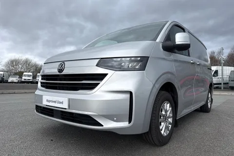 DG75BXO Volkswagen Transporter 2.0 TDI 110 Commerce Pro Van Thumbnail #28