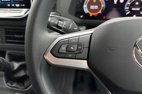 PN75NBL Volkswagen Crafter 2.0 TDI 140PS Commerce Business Pack High Roof Van Thumbnail #34