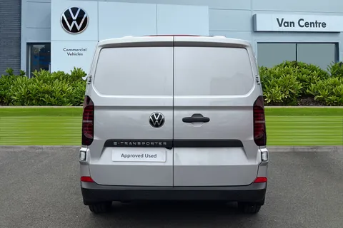 4 of 64 for VOLKSWAGEN TRANSPORTER 100kW 65kWh Commerce Plus Van Auto