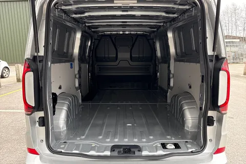 PJ75YTZ Volkswagen Transporter 2.0 TDI 110 Commerce Pro Van Thumbnail #7