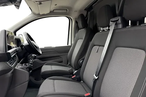 PJ75YTZ Volkswagen Transporter 2.0 TDI 110 Commerce Pro Van Thumbnail #16