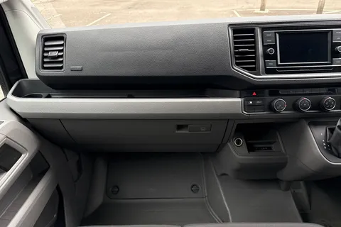 PK74EBG Volkswagen Crafter 2.0 TDI 140PS Commerce Plus High Roof Van Auto Thumbnail #20