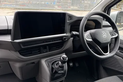 PJ75YTZ Volkswagen Transporter 2.0 TDI 110 Commerce Pro Van Thumbnail #18