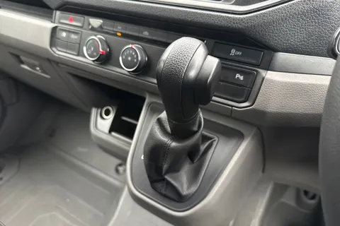 PK74EBG Volkswagen Crafter 2.0 TDI 140PS Commerce Plus High Roof Van Auto Thumbnail #23