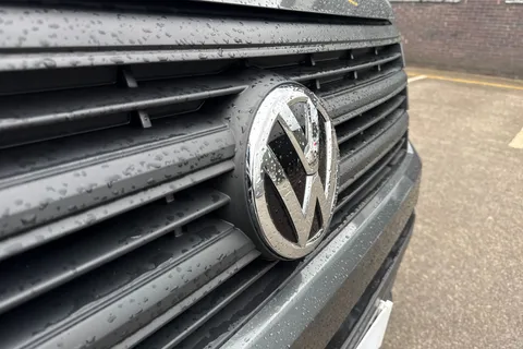 PK74EBG Volkswagen Crafter 2.0 TDI 140PS Commerce Plus High Roof Van Auto Thumbnail #26