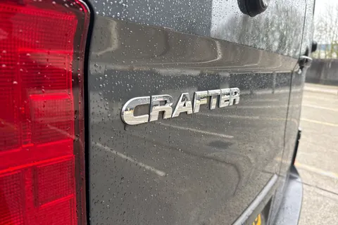 PK74EBG Volkswagen Crafter 2.0 TDI 140PS Commerce Plus High Roof Van Auto Thumbnail #27