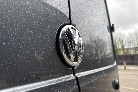 PK74EBG Volkswagen Crafter 2.0 TDI 140PS Commerce Plus High Roof Van Auto Thumbnail #28