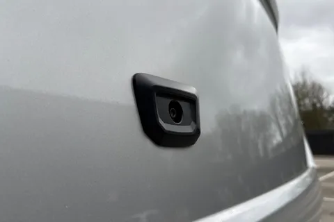 PJ75YTZ Volkswagen Transporter 2.0 TDI 110 Commerce Pro Van Thumbnail #28