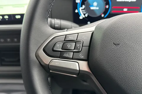 PJ75YTZ Volkswagen Transporter 2.0 TDI 110 Commerce Pro Van Thumbnail #34