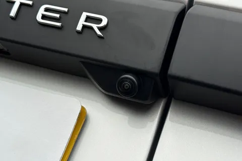 38 of 64 for VOLKSWAGEN TRANSPORTER 100kW 65kWh Commerce Plus Van Auto