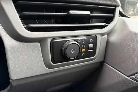 PJ75YTZ Volkswagen Transporter 2.0 TDI 110 Commerce Pro Van Thumbnail #37