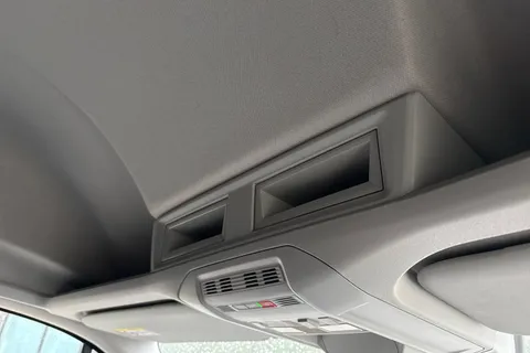 PK74EBG Volkswagen Crafter 2.0 TDI 140PS Commerce Plus High Roof Van Auto Thumbnail #41