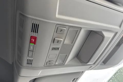 PK74EBG Volkswagen Crafter 2.0 TDI 140PS Commerce Plus High Roof Van Auto Thumbnail #42