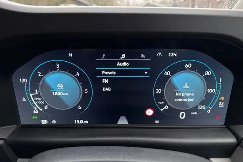 PJ75YTZ Volkswagen Transporter 2.0 TDI 110 Commerce Pro Van Thumbnail #40