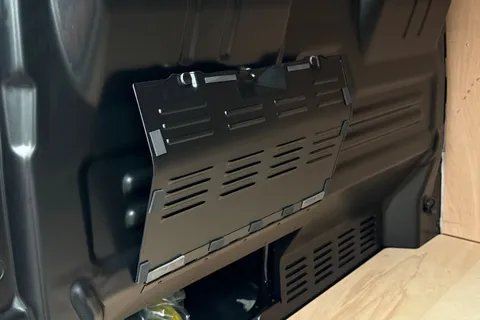 50 of 64 for VOLKSWAGEN TRANSPORTER 100kW 65kWh Commerce Plus Van Auto