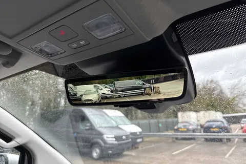 PJ75YTZ Volkswagen Transporter 2.0 TDI 110 Commerce Pro Van Thumbnail #50