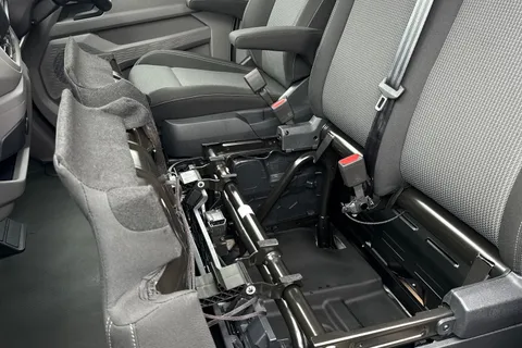 56 of 64 for VOLKSWAGEN TRANSPORTER 100kW 65kWh Commerce Plus Van Auto