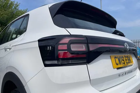 CW19EBK Volkswagen T-Cross 1.0 TSI (115ps) SE Hatchback ⭐Park sensers front and rear⭐ Thumbnail #17