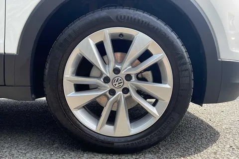 CW19EBK Volkswagen T-Cross 1.0 TSI (115ps) SE Hatchback ⭐Park sensers front and rear⭐ Thumbnail #24
