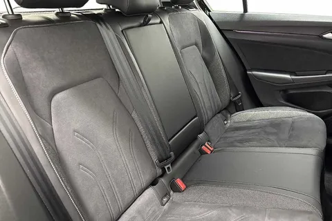 GL25VMW Volkswagen Golf 1.5 TSI 150 Style 5dr Thumbnail #10