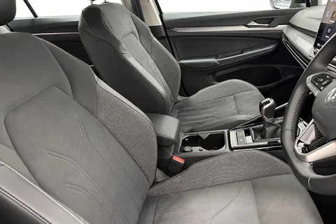 GL25VMW Volkswagen Golf 1.5 TSI 150 Style 5dr Thumbnail #11