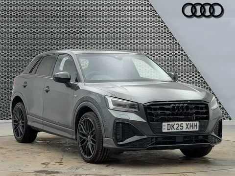 DK25XHH Audi Q2 Black Edition 35 TFSI  150 PS S tronic Thumbnail #1