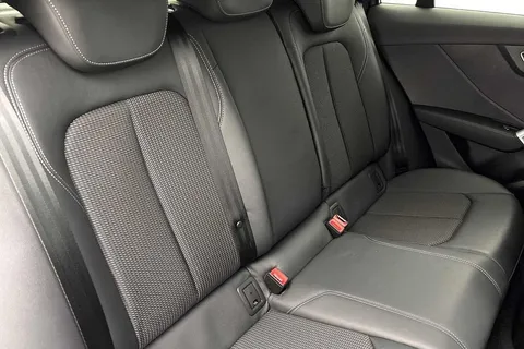 DK25XHH Audi Q2 Black Edition 35 TFSI  150 PS S tronic Thumbnail #9