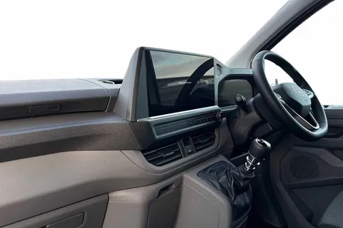 KY25PVD Volkswagen Transporter 2.0 TDI 150 Commerce Plus Van Thumbnail #2