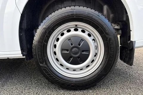 KY25PVD Volkswagen Transporter 2.0 TDI 150 Commerce Plus Van Thumbnail #22