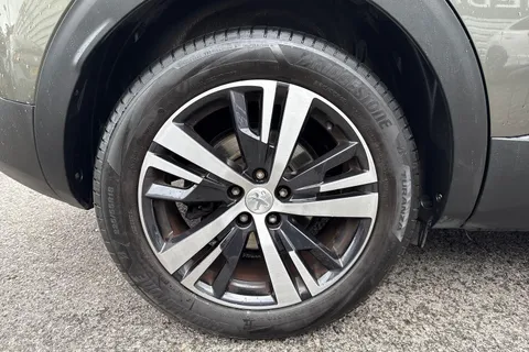 6 of 54 for PEUGEOT 3008 1.5 BlueHDi Allure 5dr EAT8