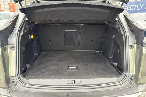 9 of 54 for PEUGEOT 3008 1.5 BlueHDi Allure 5dr EAT8