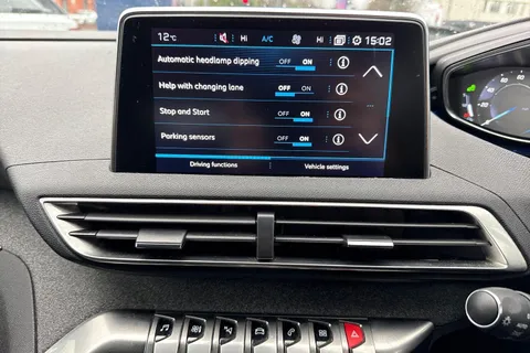 11 of 54 for PEUGEOT 3008 1.5 BlueHDi Allure 5dr EAT8