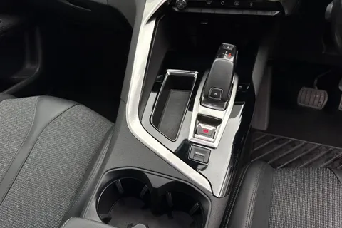 19 of 54 for PEUGEOT 3008 1.5 BlueHDi Allure 5dr EAT8