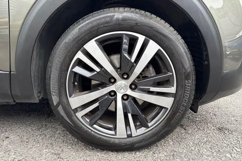 23 of 54 for PEUGEOT 3008 1.5 BlueHDi Allure 5dr EAT8