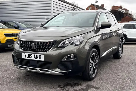 33 of 54 for PEUGEOT 3008 1.5 BlueHDi Allure 5dr EAT8